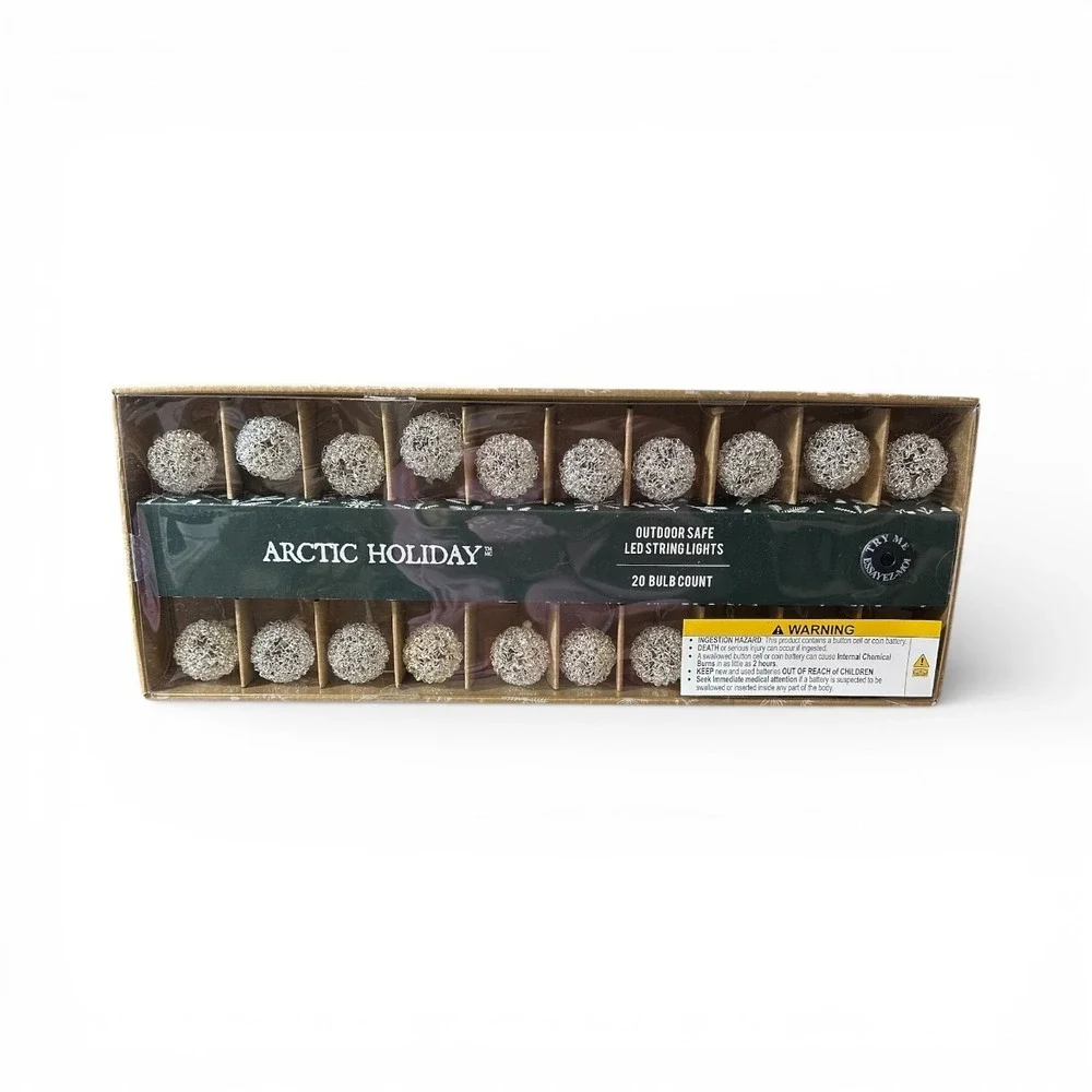 Arctic Holiday Christmas String LED Light Up‎ Silver Tinsel Bulbs 20 Count NEW